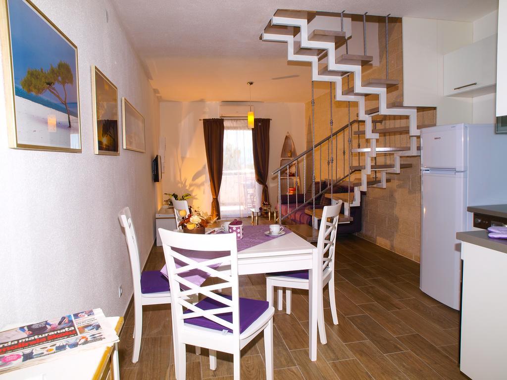 Apartments House Durdica Bol Room photo